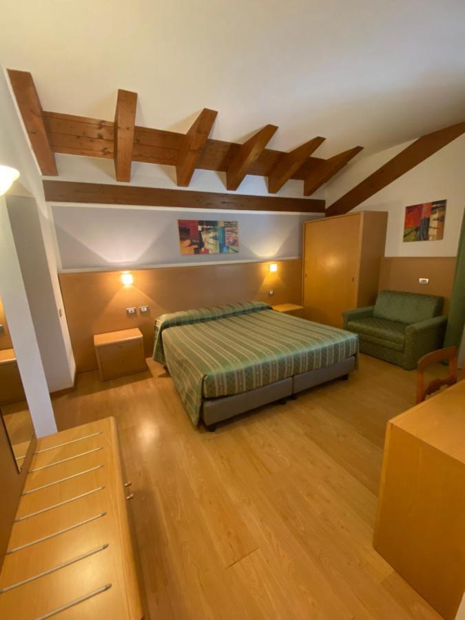 Hotel Al Brenta à Levico Terme Extérieur photo